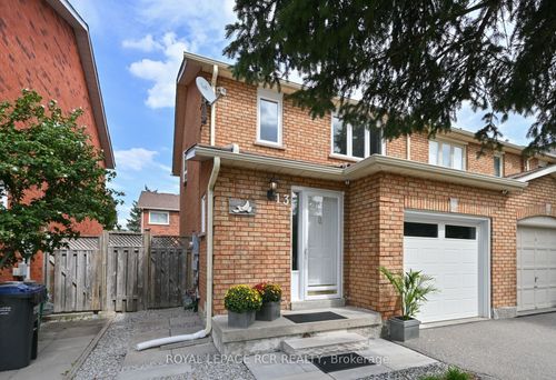 13 Wood Cir, Bolton, ON, L7E1R4 | Card Image
