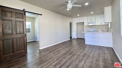 6117 S Victoria Avenue, Los Angeles, CA, 90043 | Card Image