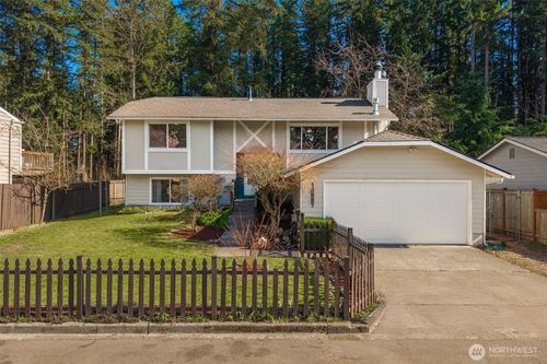 18907 Se 265th St, Covington, WA, 98042-8447 | Card Image