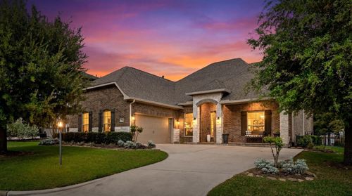32 Waterford Way, Montgomery, TX, 77356-8329 | Card Image