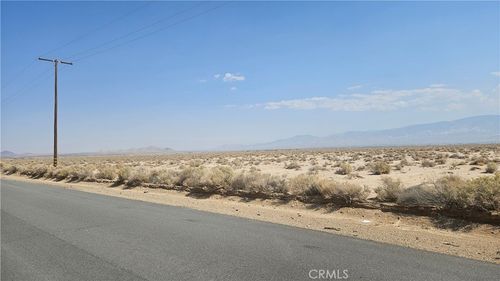 33333 Northside Rd, Lucerne Valley, CA, 92356 | Card Image