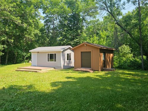 3905 438th St, Isle, MN, 56342-4552 | Card Image