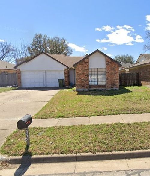 330 Valley Spring Dr, Arlington, TX, 76018-2243 | Card Image