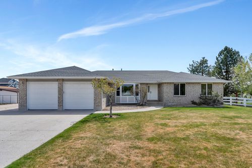 622 E 12000 S, Draper, UT, 84020-9064 | Card Image