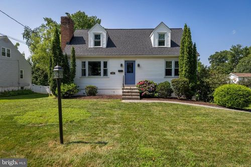 14 W Clearview Ave, WILMINGTON, DE, 19809-1761 | Card Image