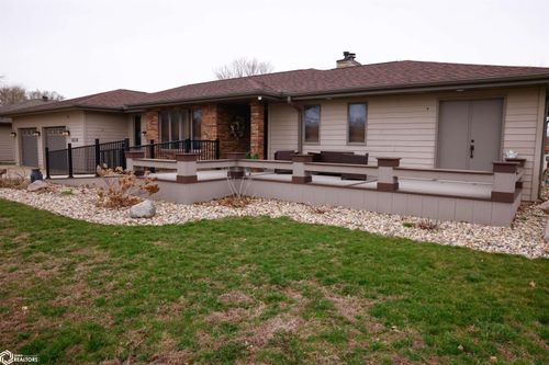 1030 15th St Se, Mason City, IA, 50401-6964 | Card Image