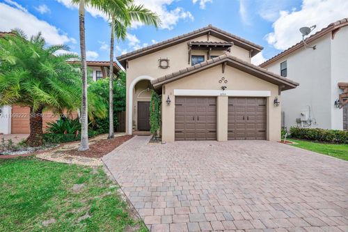 8755 Nw 102nd Ct, Doral, FL, 33178-3278 | Card Image