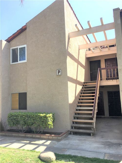 p2-700 W La Veta Ave, Orange, CA, 92868-4132 | Card Image