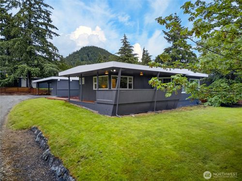 16907 Blodgett Rd, Mount Vernon, WA, 98274-5093 | Card Image