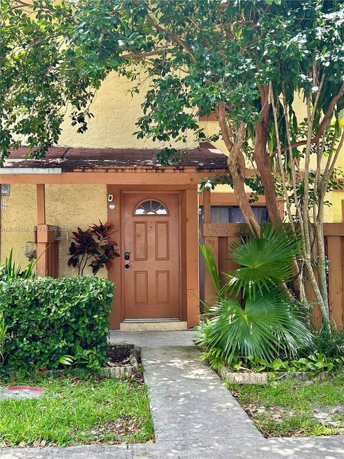 4070 Sierra Ter, Sunrise, FL, 33351-6396 | Card Image
