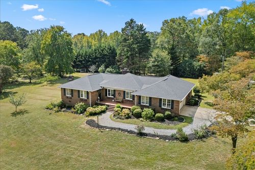 1105 Pine Knl, Pendleton, SC, 29670-9445 | Card Image