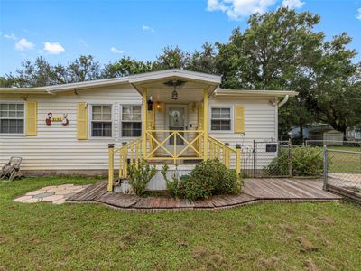 9140 & 9130 Peony Street, House other with 3 bedrooms, 2 bathrooms and null parking in New Port Richey FL | Image 2