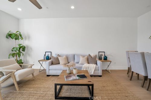 10832 Riverton Ave, North Hollywood, CA, 91602 | Card Image