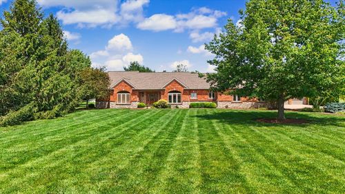 200 Riverbend Blvd, Mahomet, IL, 61853-3699 | Card Image