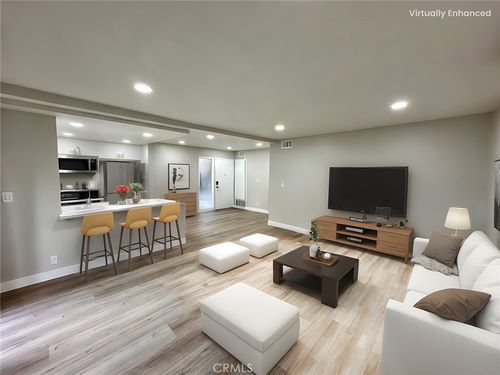 150-3050 S Bristol St, Santa Ana, CA, 92704-6727 | Card Image