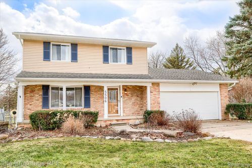 5506 Canonsburg Rd, Grand Blanc, MI, 48439-9185 | Card Image