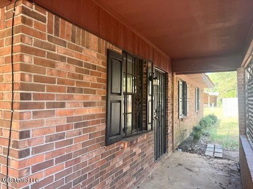 107 Orr Dr, Brandon, MS, 39042-3039 | Card Image
