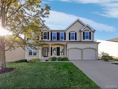 276 Greenshire Ln, Dardenne Prairie, MO, 63368-8363 | Card Image