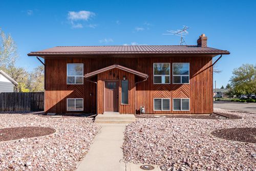386 Frontier Cir, Cedar City, UT, 84721-9302 | Card Image