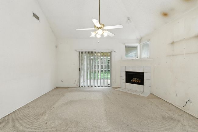 Downstairs living/dining area | Image 11