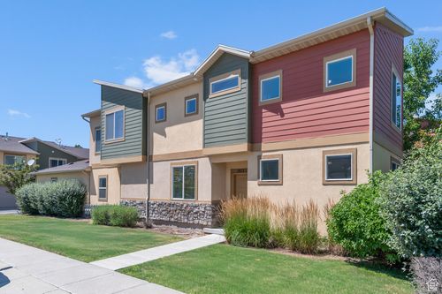 1012 W Willow Wind Dr, Farmington, UT, 84025-4413 | Card Image