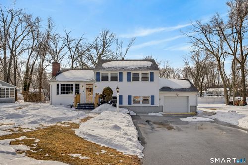 26 Susan Ln, North Haven, CT, 06473-1931 | Card Image