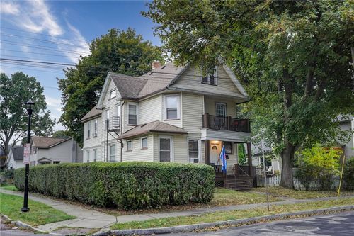 71 Gregory St, Rochester, NY, 14620-1207 | Card Image