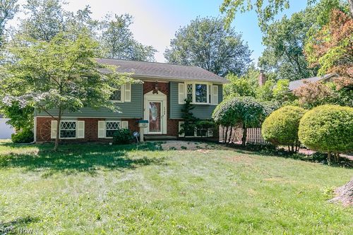 1754 Benjamin Rd, Madison, OH, 44057-1855 | Card Image