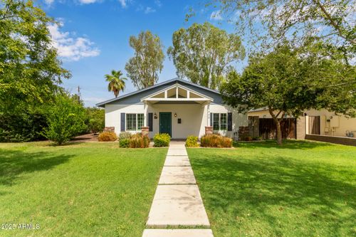 1002 E Medlock Dr, Phoenix, AZ, 85014-3216 | Card Image