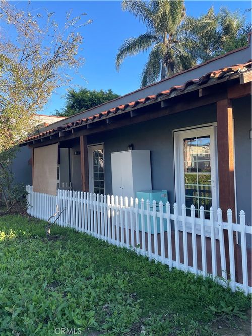 1310 W Chandler St, Wilmington, CA, 90744 | Card Image