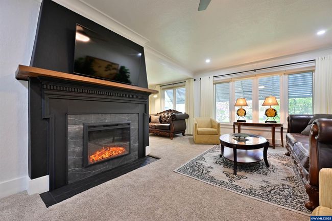 1511 D St Ne, House other with 5 bedrooms, 3 bathrooms and null parking in Salem OR | Image 11
