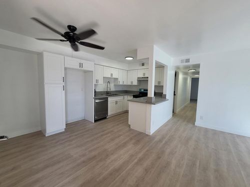 apt-305-31200 Landau Blvd, Cathedral City, CA, 92234-5165 | Card Image