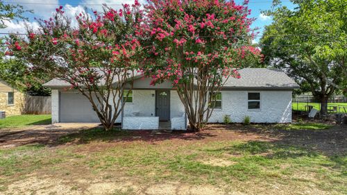 1905 Walker Ct, Granbury, TX, 76048-5675 | Card Image