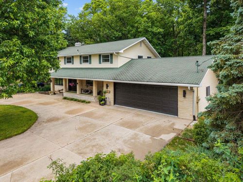 3616 E Lexington Drive, APPLETON, WI, 54915 | Card Image