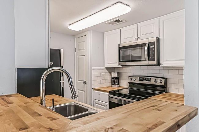APT-1005 - 3506 Cove View Blvd, Townhouse with 1 bedrooms, 1 bathrooms and null parking in Galveston TX | Image 4
