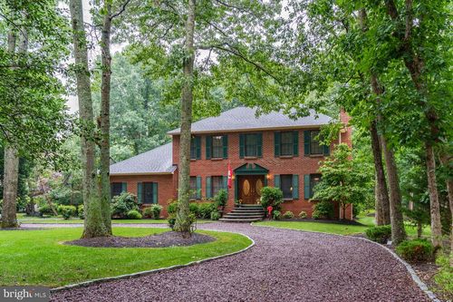 9 Silver Lake Dr, Shamong, NJ, 08088-9303 | Card Image