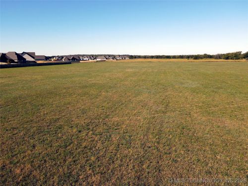 17670 S Yale Ave, Bixby, OK, 74008-5184 | Card Image