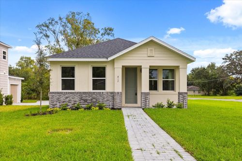 817 S Locust Ave, SANFORD, FL, 32771-2054 | Card Image