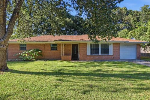 645 Camellia St, Vidor, TX, 77662-9485 | Card Image