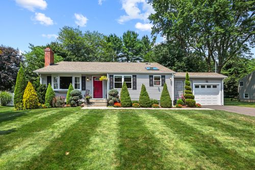 35 Simsbury Manor Dr, Weatogue, CT, 06089-9709 | Card Image