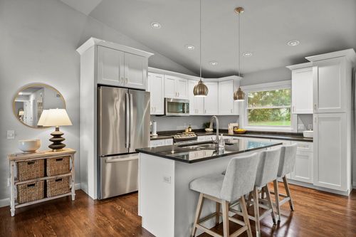 2578 Petersburg Circle, FITCHBURG, WI, 53719 | Card Image