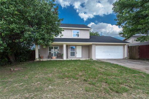 2213 Havenwood Drive, Arlington, TX, 76018 | Card Image
