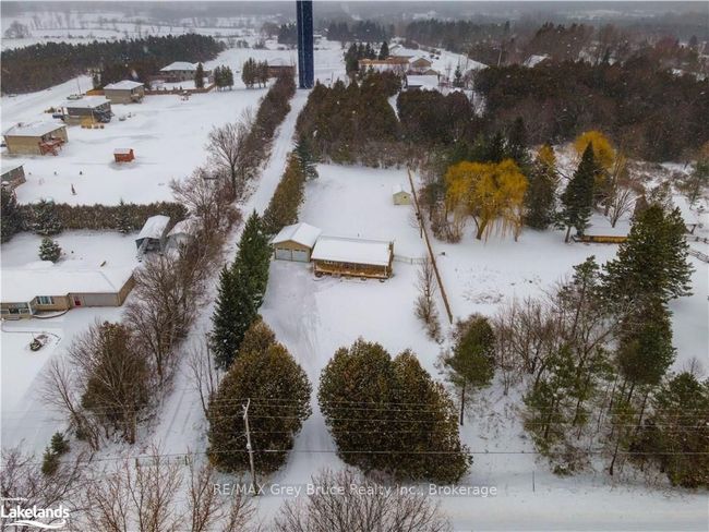 822797 Sideroad 1, House other with 3 bedrooms, 2 bathrooms and 6 parking in Chatsworth ON | Image 33