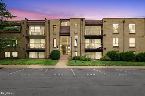204-7589 Margate Ct, MANASSAS, VA, 20109-7589 | Card Image