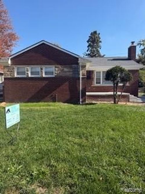 21890 Ridgedale Street, Oak Park, MI, 48237 | Card Image