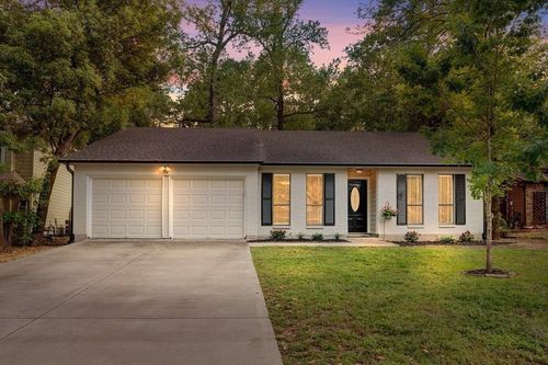 55 Dew Fall Ct, The Woodlands, TX, 77380-2862 | Card Image