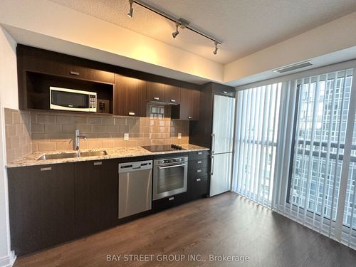 2217-275 Village Green Sq, Scarborough, ON, M1S0L8 | Card Image
