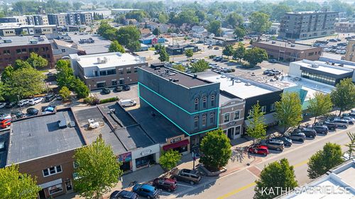 b-117 Washington Ave, Grand Haven, MI, 49417-1354 | Card Image