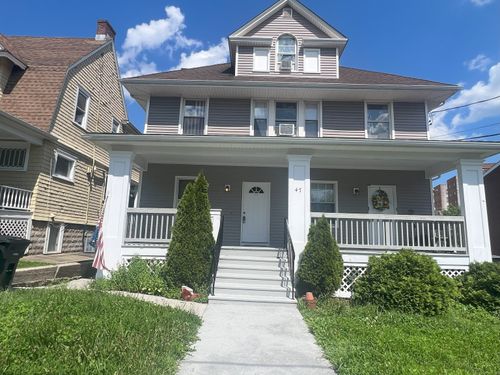47 Lindale St, Stamford, CT, 06902-2847 | Card Image