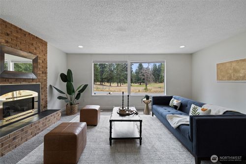 3884 Madrona Dr Se, Port Orchard, WA, 98366-2662 | Card Image